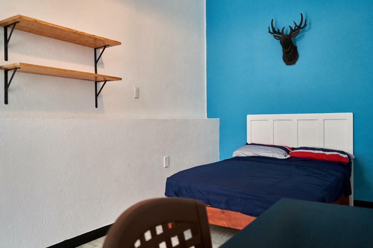 Hostal Americana Гвадалахара Екстер'єр фото